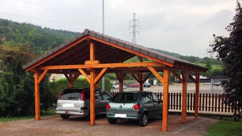 Abris pour voitures et garages en bois